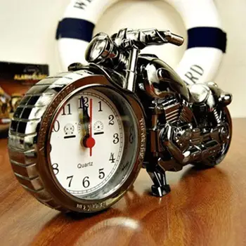 Готин модел будилник Модерен ретро alarm clock Персонализирани тенис на украшение Кварцов часовник Индивидуален подарък за приятели